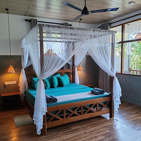 The Jungle View Hotel Mirissa Exterior photo